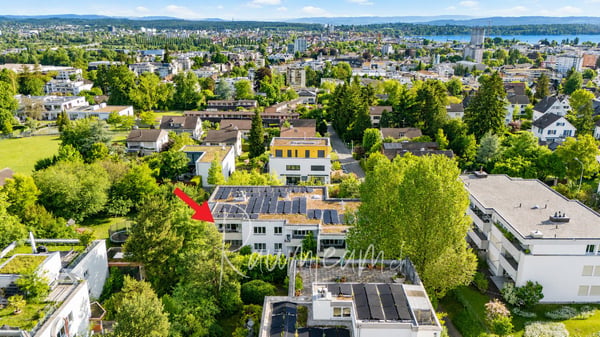 Helle 4.5 Zimmer-Wohnung mit Gartenblick 2