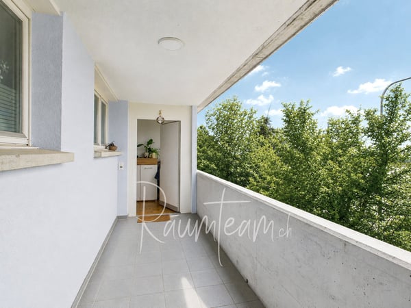 Helle 4.5 Zimmer-Wohnung mit Gartenblick 13