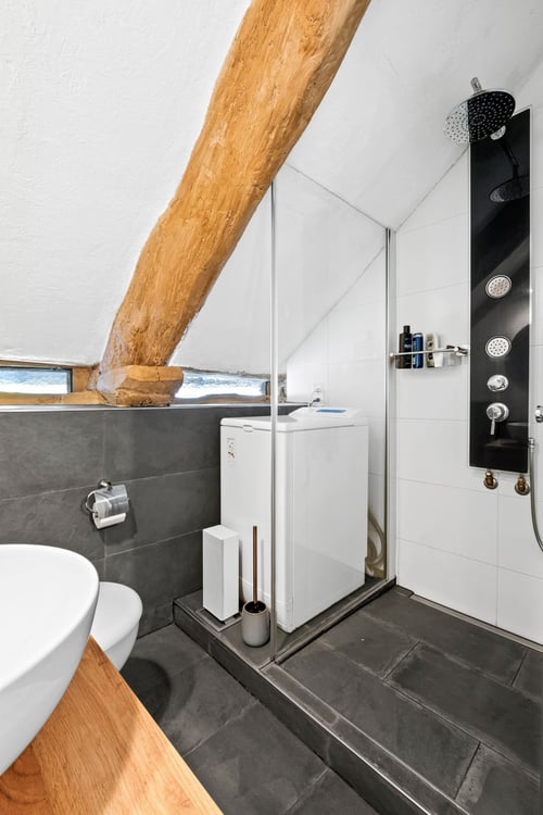Authentisches Tessiner Rustico mit Sitzplatz im Maggiatal 8