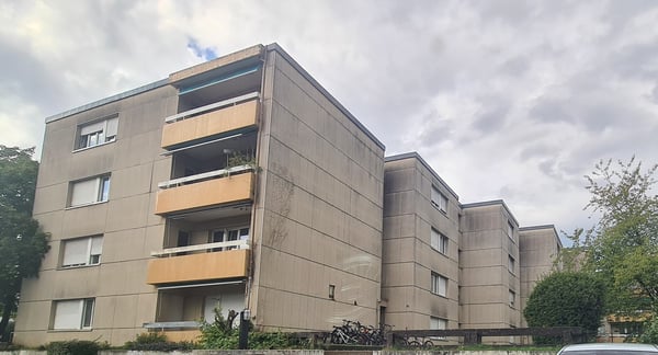 Parkplatz, 5314 Kleindöttingen 2