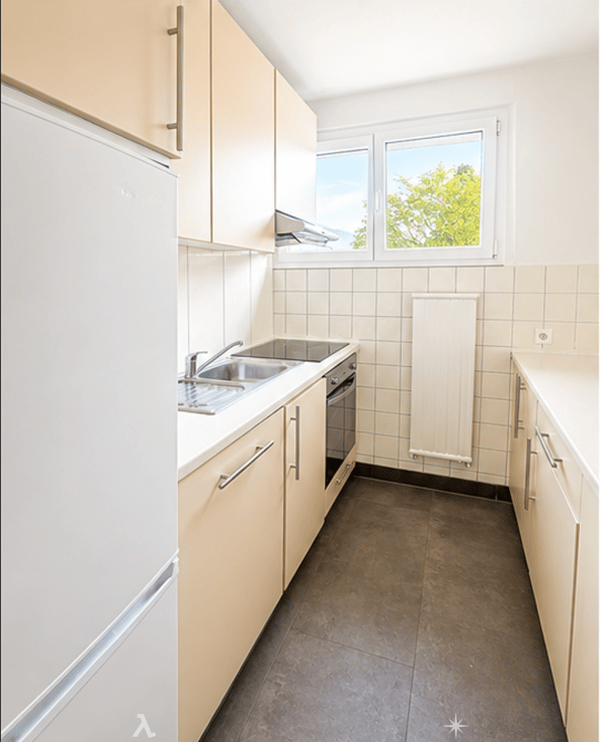 Angheneme 3.0 Zimmer Wohnung 2