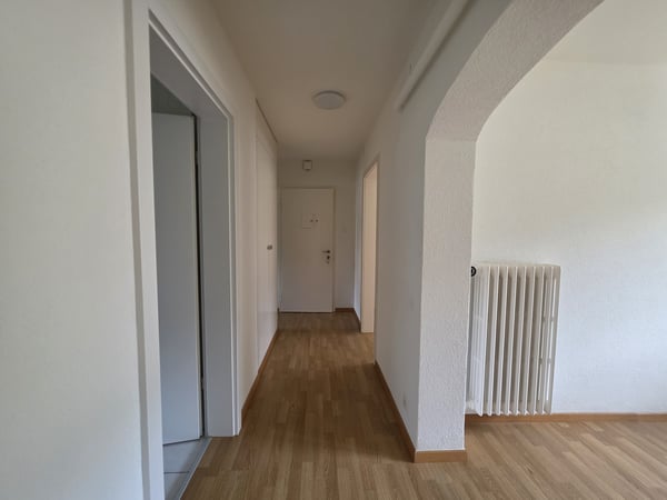 3 ½ Zimmer-Wohnung, 2710 Tavannes 2