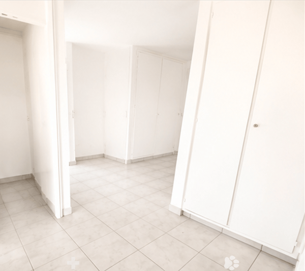 Angheneme 2.0 Zimmer Wohnung 5