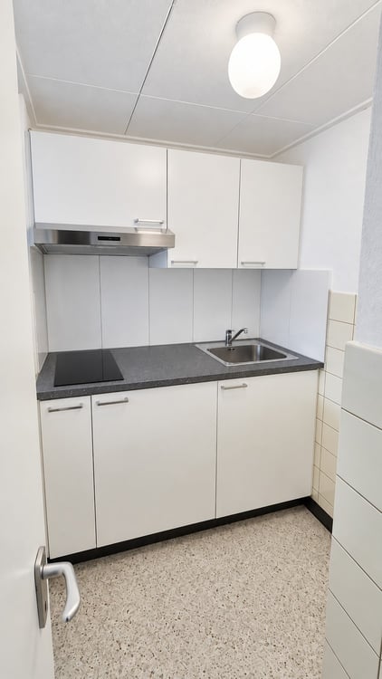 Angheneme 2.5 Zimmer Wohnung 2