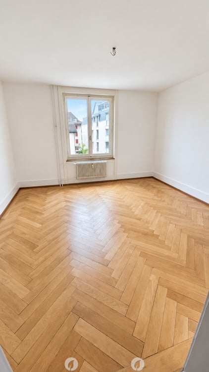 Helle Wohnung mit schöner Küche und charmantem Parkett 5
