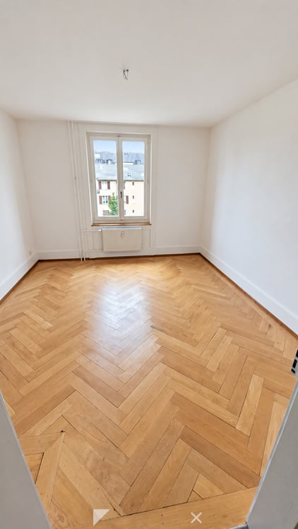 Helle Wohnung mit schöner Küche und charmantem Parkett 4