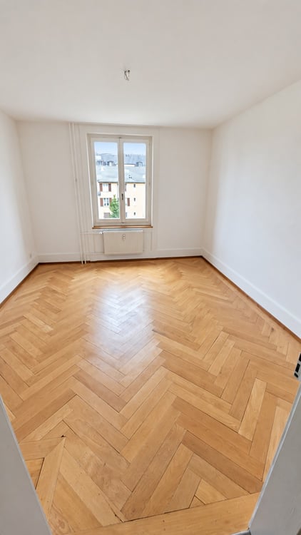 Helle Wohnung mit schöner Küche und charmantem Parkett 4