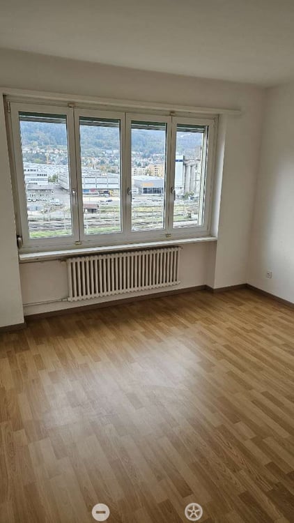 Angheneme 4.5 Zimmer Wohnung 5