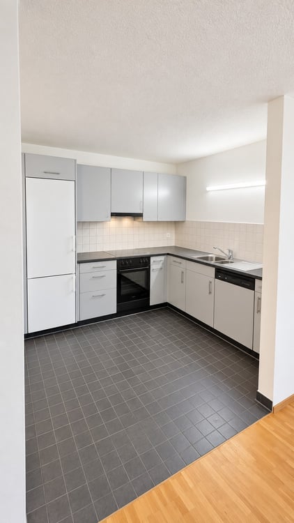 Helle Wohnung mit Parkett und praktischer Raumaufteilung 1