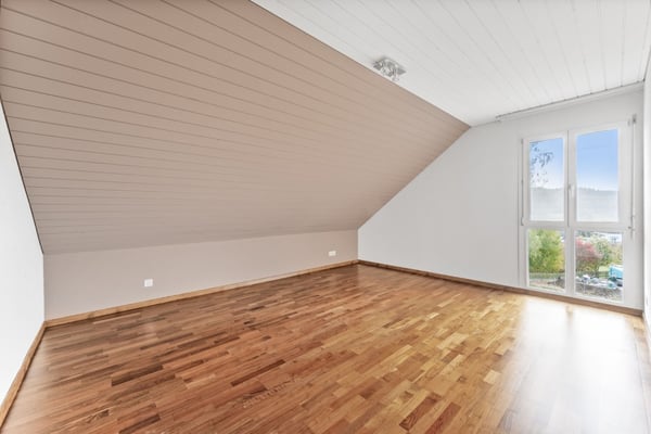 Freistehendes Einfamilienhaus mit sonnigem Garten in Walterswil SO 6