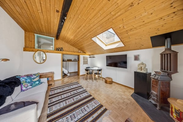 Ihr Rückzugsort am See: Charmante Wohnung in Brienz 6