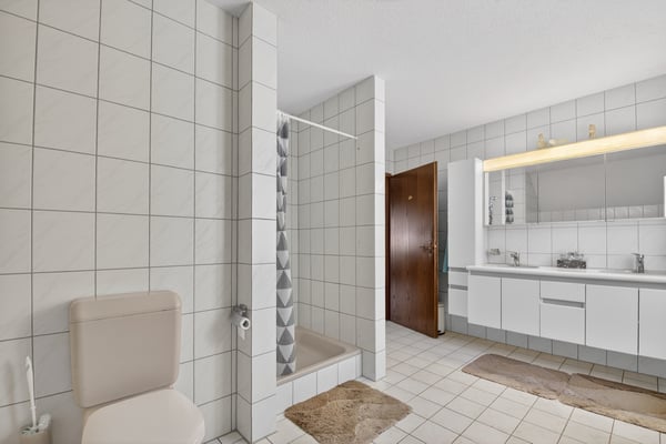 8.5-Zimmer-Haus mit Einliegerwohnung 7