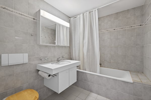 Stilvolle Maisonette-Wohnung in Arth 6