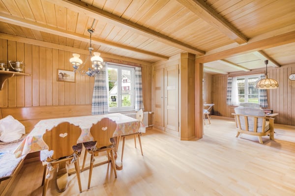 Ländliche Idylle: Haus mit viel Freiraum und Entwicklungspotenzial 4
