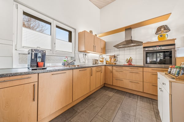 Immeuble à rendement mixte 7