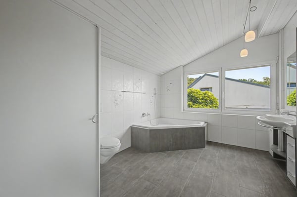 Traumhaus mit Weitsicht auf den Bielersee 8