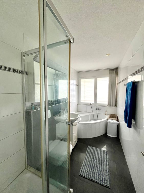 Zentrale ruhige kinderfreundliche Lage. Ideal für die Familie, nähe Schule 4