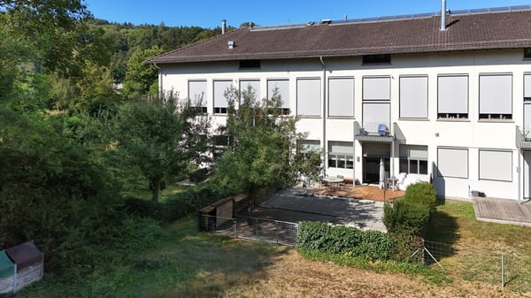 Exklusiver Loft-Traum im Walzmühle-Areal: 3.1 m Raumhöhe, Luxus-Küche & 130 m² Privatgarten 20
