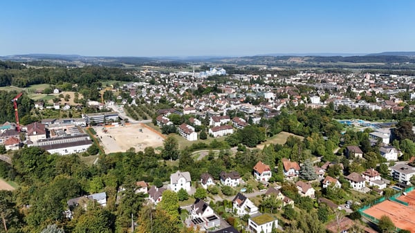 Exklusiver Loft-Traum im Walzmühle-Areal: 3.1 m Raumhöhe, Luxus-Küche & 130 m² Privatgarten 24