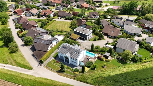 Architektenvilla mit Panorama & Infinity Pool – wo Architektur, Weitsicht und Luxus verschmelzen