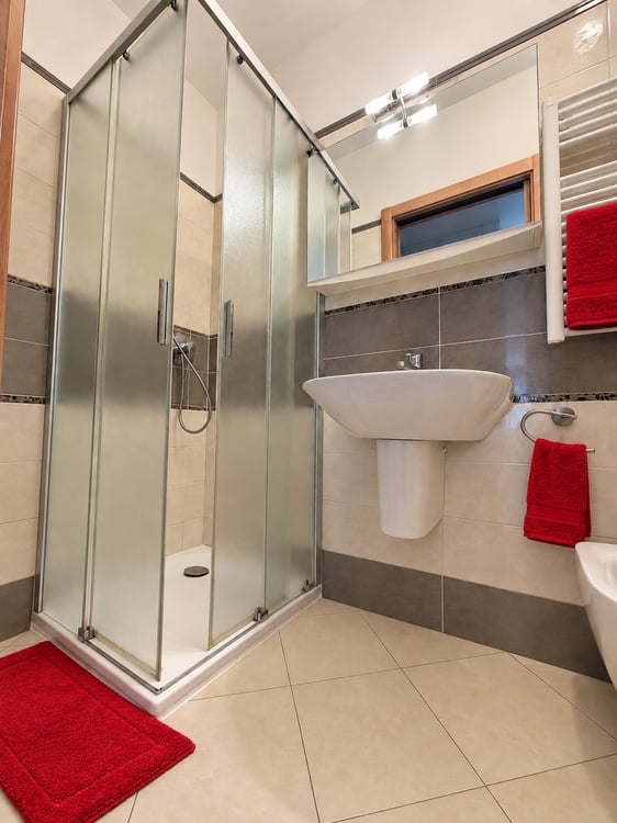 Elegante appartamento di 4.5 locali nella residenza Prestige a Lugano 23