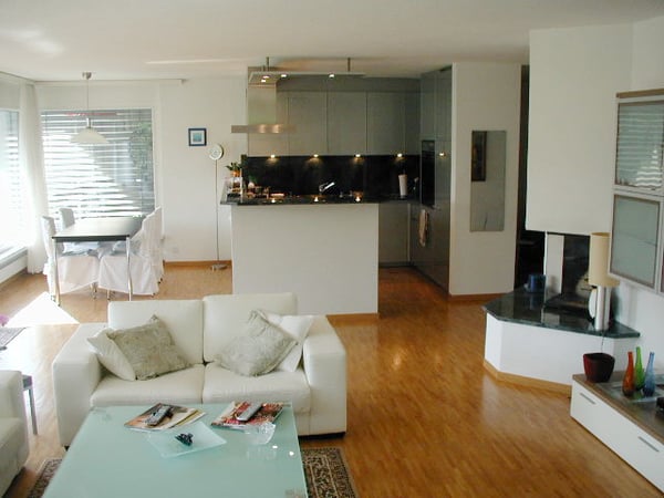 5.5-Zimmerwohnung mit grossem Balkon und Lift an idyllischer Lage 3
