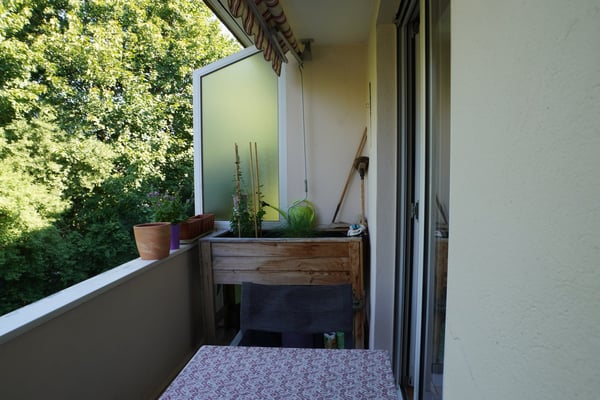 Charmante 4-Zimmer-Wohnung mit Balkon in Riehen 3