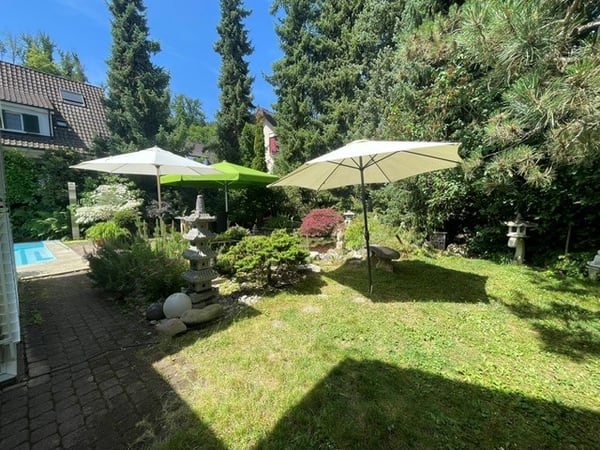 Wunderschönes Einfamilienhaus mit Pool in Pfeffingen 3