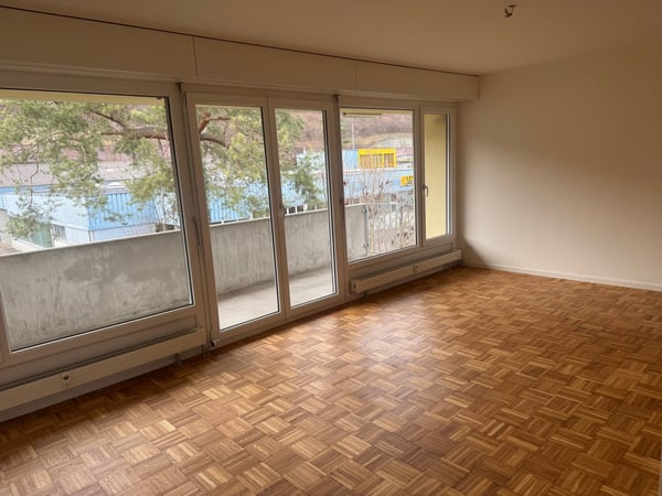 Frisch saniert! Charmante 1-Zimmer-Wohnung mit Balkon in ruhiger Lage in Diegten 1