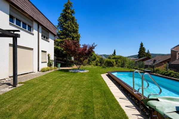 Charmantes 4.5-Zimmer-Einfamilienhaus mit Pool und Bastelraum sowie Garagenbox in Frenkendorf 3