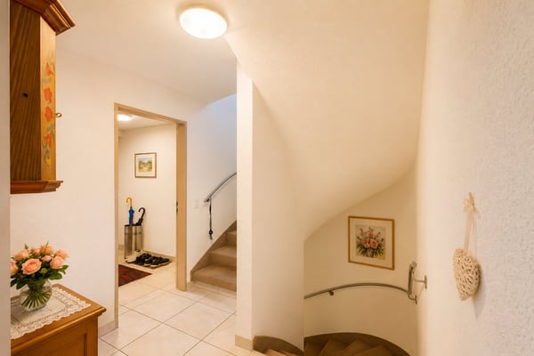 Charmantes 4.5-Zimmer-Einfamilienhaus mit Pool und Bastelraum sowie Garagenbox in Frenkendorf 14