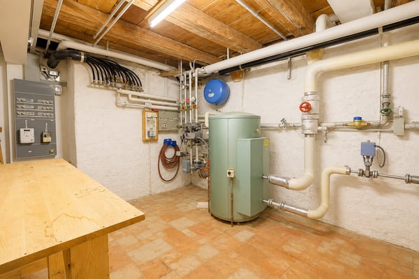 Einmalige Kaufgelegenheit am Petersplatz – historisches Stadthaus im Herzen von Basel 28