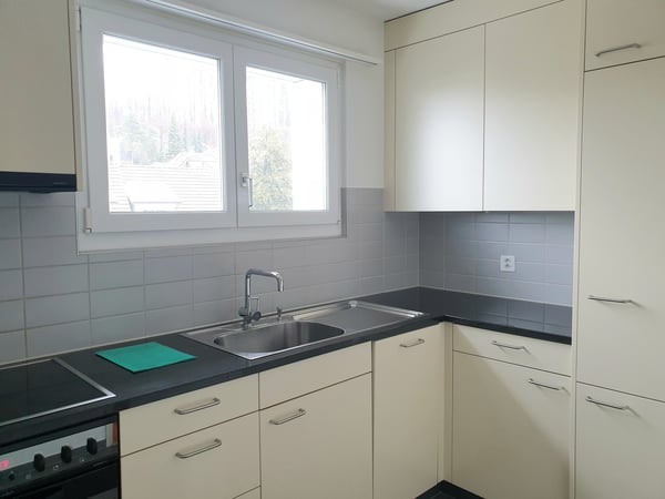 3,5-Zimmerwohnung im 2.OG zu vermieten. 4