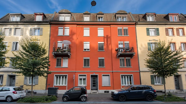 Schöne 3-Zimmer Wohnung an zentraler Lage in Zürich-Wiedikon 1