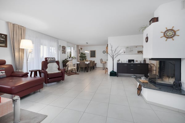 Moderne Eigentumswohnung an sonniger Lage 4