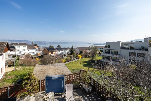 Bauland an bevorzugter Lage mit See- und Fernsicht 5