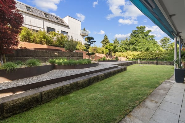 Elegante Wohnung mit grosszügigem Garten 9