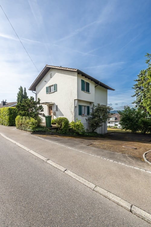 Grundstück mit Potenzial in Herrliberg 5