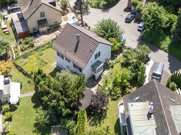 Grundstück mit Potenzial an ruhiger und grüner Stadtlage 3