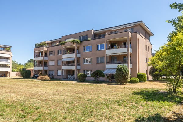 Grosszügige Attika-Wohnung in Winterthur-Seen 2