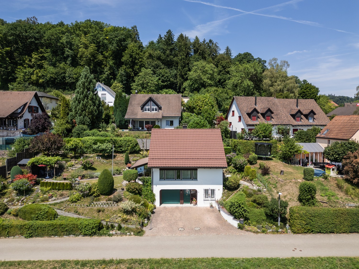 Immobilie in Hüntwangen - Freistehendes Einfamilienhaus mit grossem Garten - Bild 9