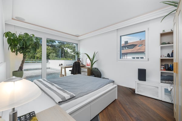 Moderne und grosszügige Attika-Wohnung an ruhiger Lage 7