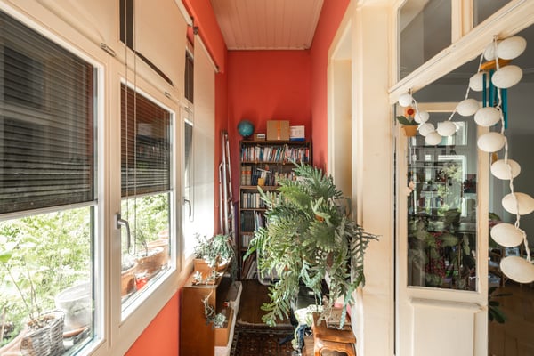 Charmante Altbauwohnung mit Atelier an bester Lage 4