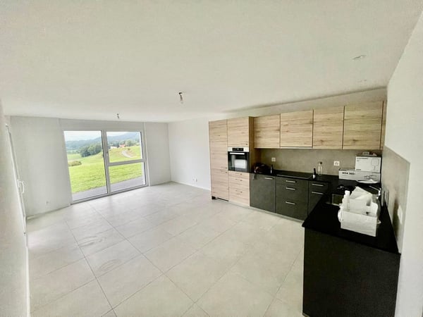 Modern 6.5-Room Apartment with Mountain Views in Granges (Veveyse)