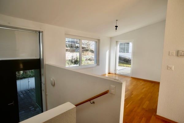 Modern 5-Room Bifamiliar House with Stunning Lake and Mountain Views in Corseaux 6