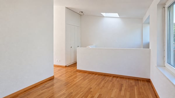 Modern 5-Room Bifamiliar House with Stunning Lake and Mountain Views in Corseaux 12
