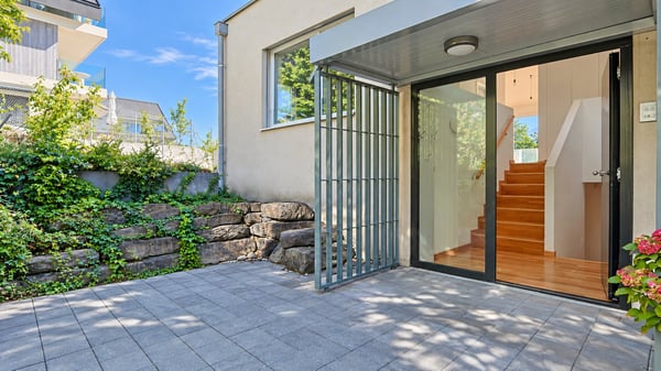 Modern 5-Room Bifamiliar House with Stunning Lake and Mountain Views in Corseaux 19