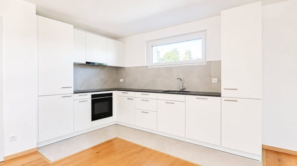 Appartement neuf de 5.5 pièces avec grand balcon et vue panoramique à Attalens 6