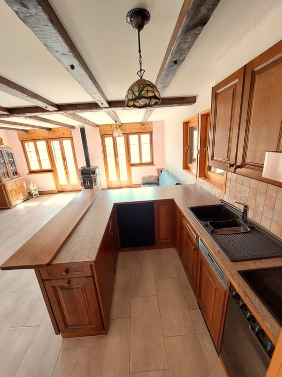 Chalet de 5 pièces à Vernamiège au charme authentique avec vue panoramique 6