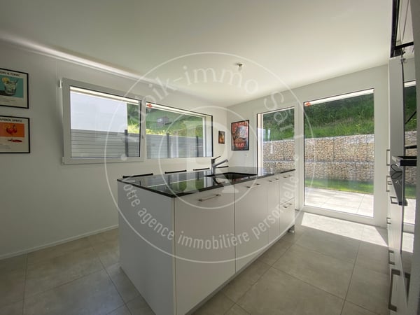Villa jumelée neuve à deux pas de Bulle 5